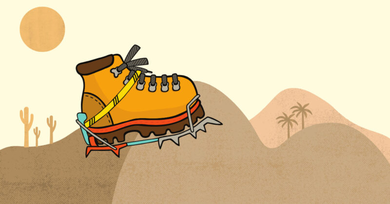 登山靴で砂地を下る